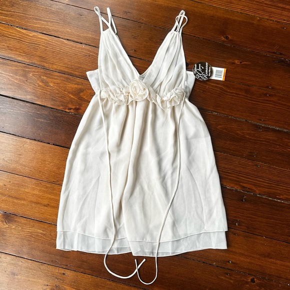 Flora Nikrooz Other - Flora Rosette Ruffle Slip Dress NWT